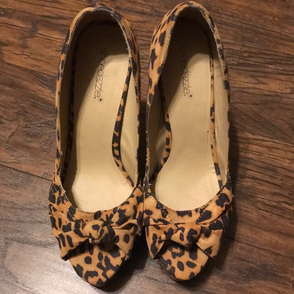Leopard Heels - Picture 1 of 3